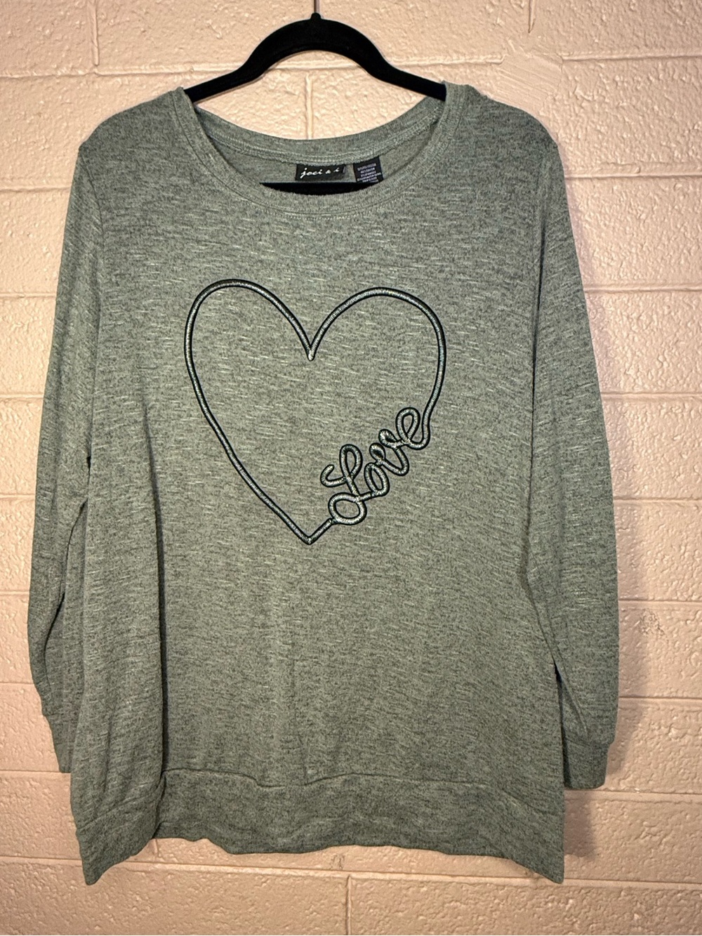 Joei & I Heather Gray Heart 'Love' Pullover